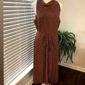 Brown&white polkadotted dress w/ bowties new w/Tag
